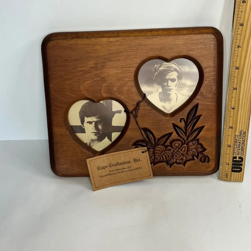 Cape Craftsmen Vintage Wood‎ Double Heart Picture Frame Carved Floral Plaque 9x7